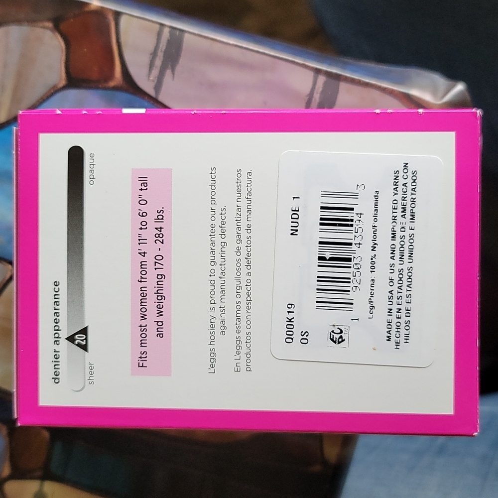 Leggs everyday plus size knee highs - Picture 2 of 3